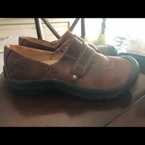 Keen Kaci slip on shoes